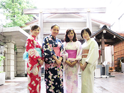 Yukata wearing and Tea ceremony Experience Pic.