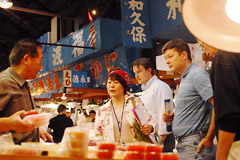 Tsukiji Walk Pic.