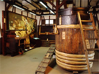 Sake cellars and brewers Pic.